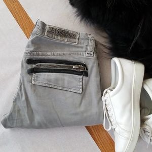 97% cotton Taverniti So jeans